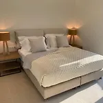 Luminous Luxury Apart-hotel