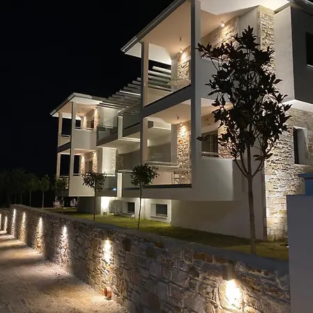 Luminous Luxury * Limenas (Thasos)