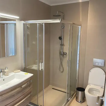 Luminous Luxury Lejlighedshotel 4*