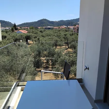 Luminous Luxury Thásos