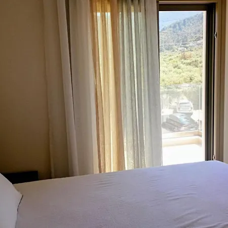 Luminous Luxury Apartmanhotel 4*