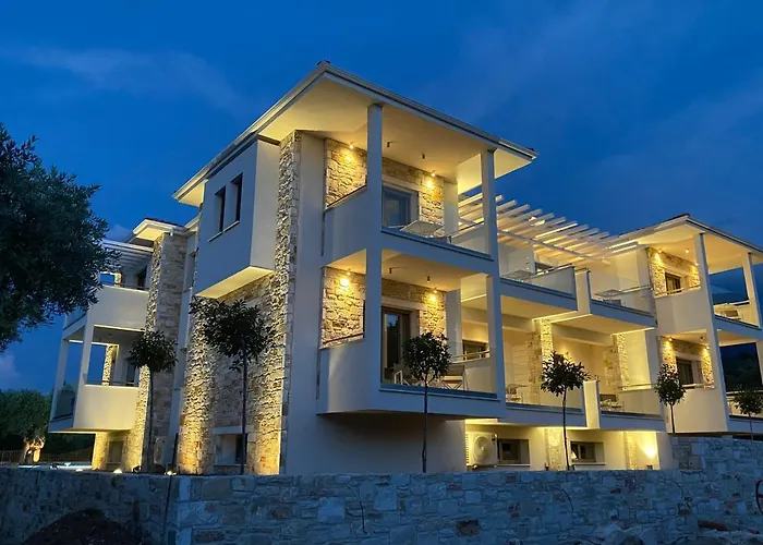Luminous Luxury 4*