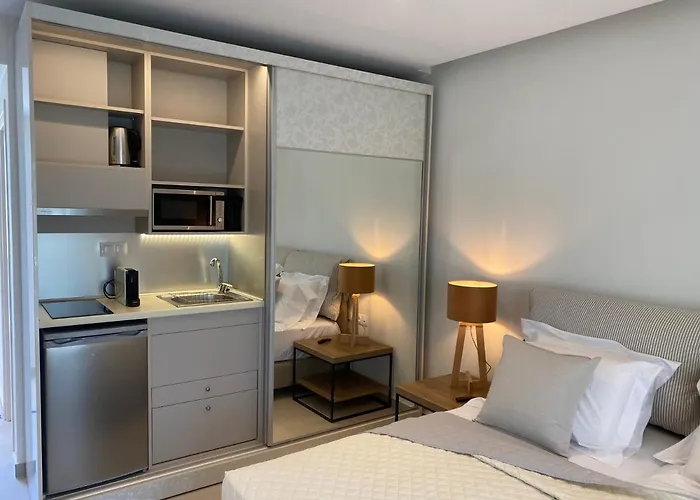 Luminous Luxury 4*